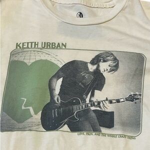 KEITH URBAN Concert Graphic Tee Shirt Love Pain & the Whole Crazy Thing Sz Med